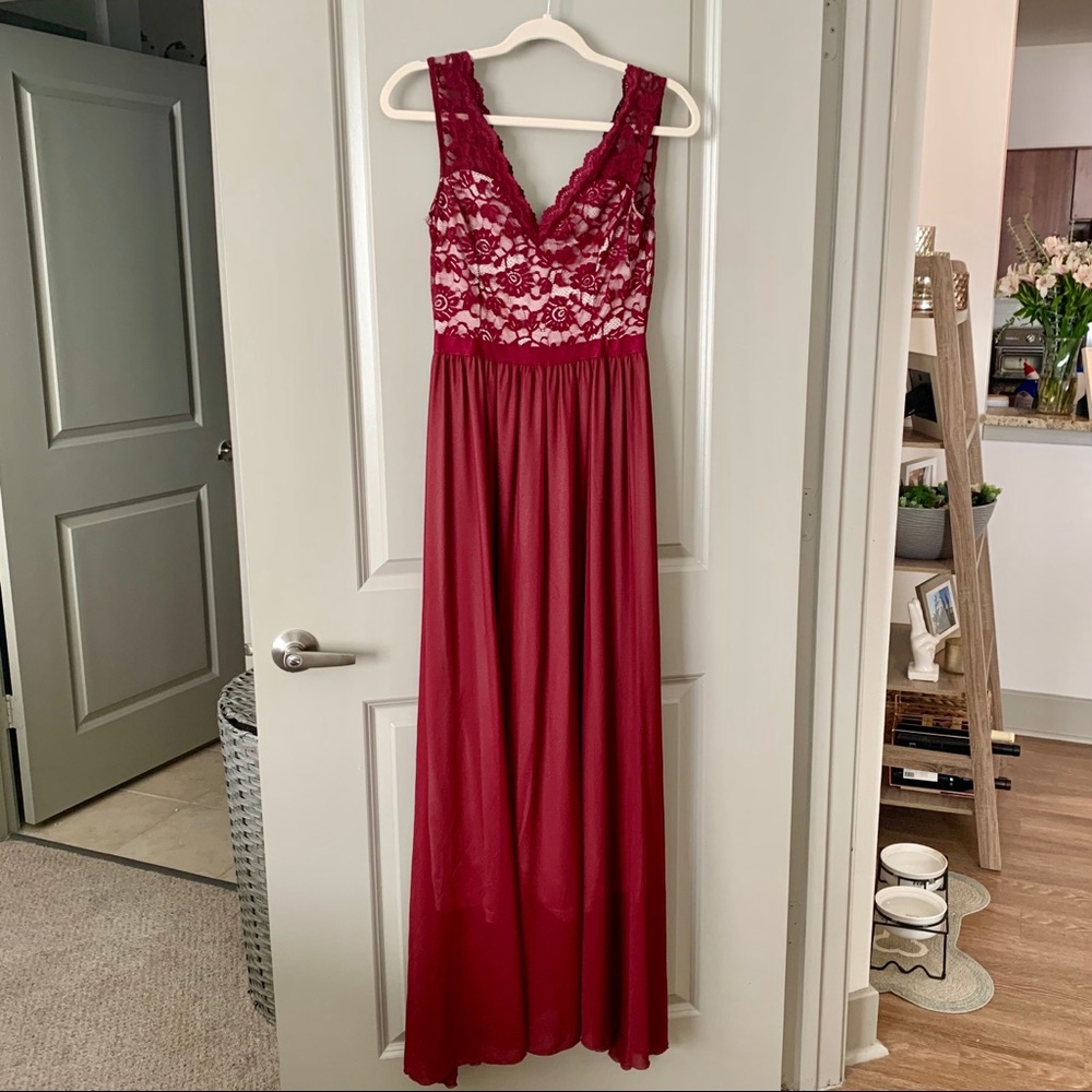 Beautiful Burgundy Maxi Dress